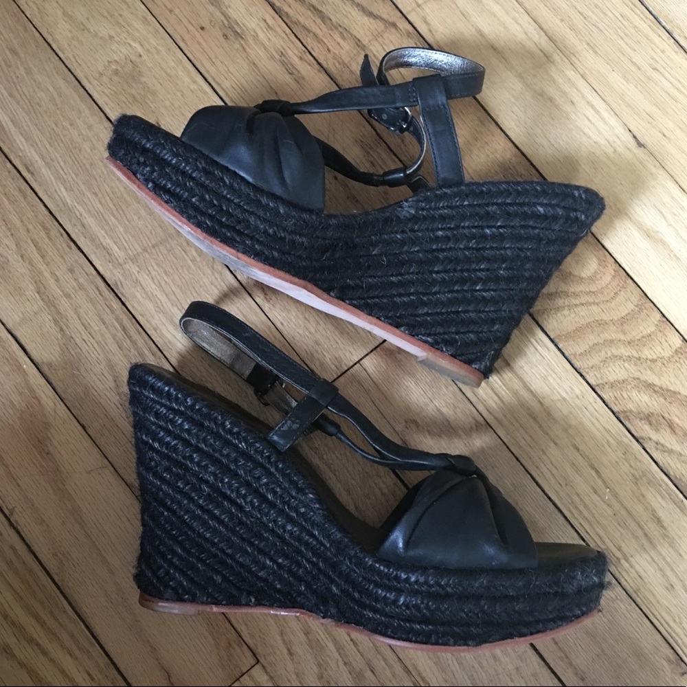 Matt Bernson black wedges size 8